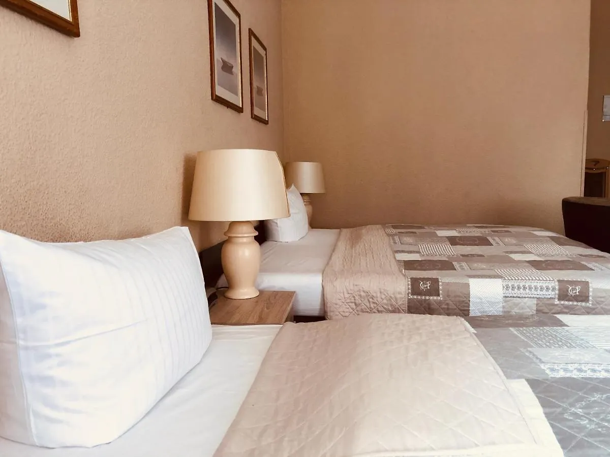 Hotel Castell Am Kurfuerstendamm Berlin 3*,